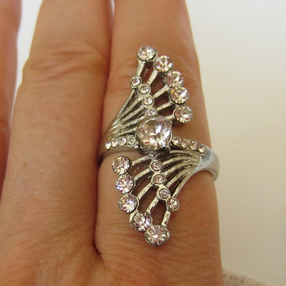 Vintage Ring Angel Wings Design
